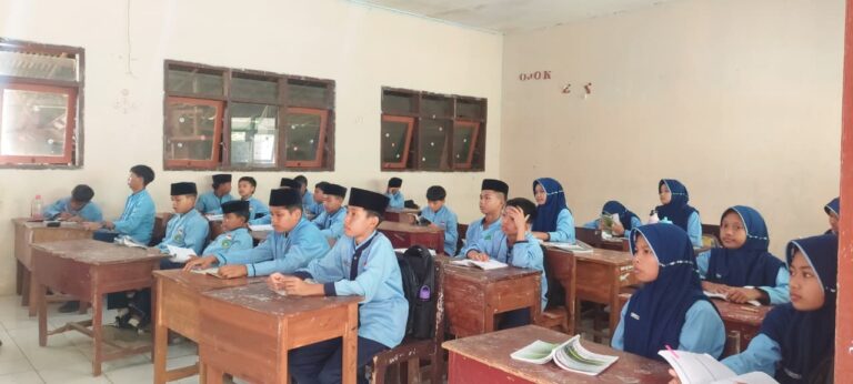 Kegiatan Uji Hafalan Juz ‘Amma MTsN 7 Jember